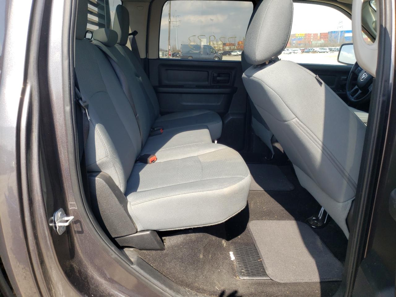 Photo 6 from auction – 2014 RAM 1500 ST with VIN 1C6RR7KT6ES471151