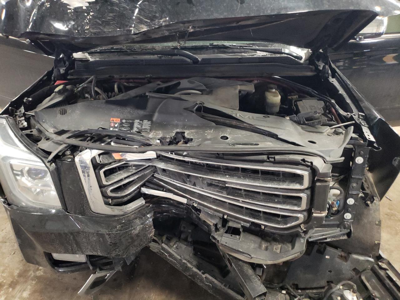 Photo 7 from auction – 2015 GMC YUKON SLT with VIN 1GKS2BKC5FR180929