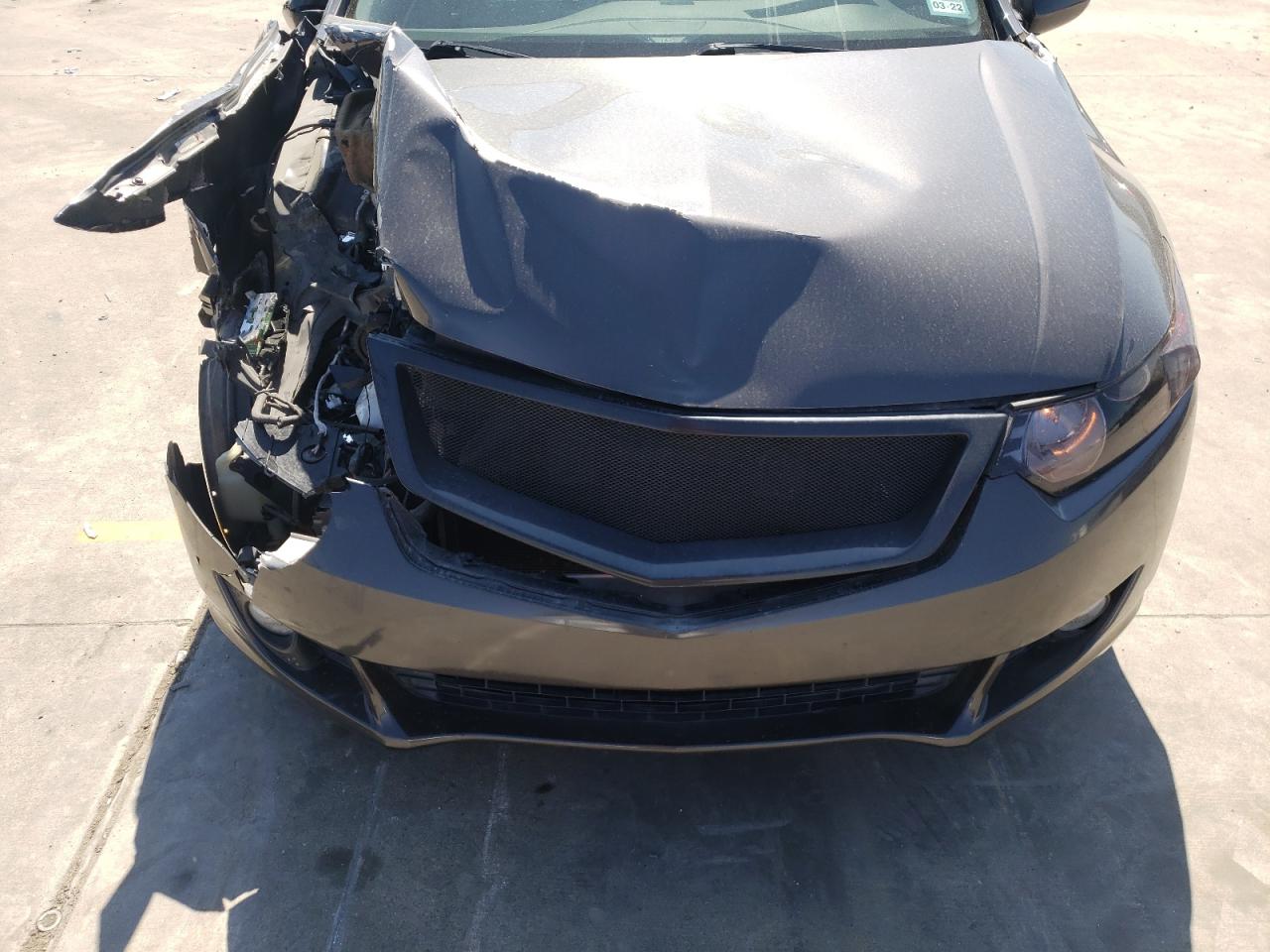 Photo 7 from auction – 2010 ACURA TSX with VIN JH4CU2F61AC034696