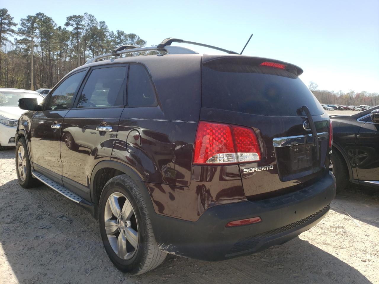Photo 3 from auction – 2012 KIA SORENTO EX with VIN 5XYKU4A26CG238325