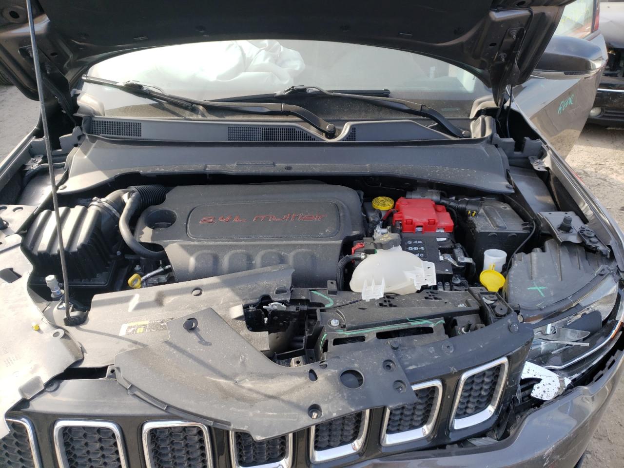 Photo 7 from auction – 2021 JEEP COMPASS LI with VIN 3C4NJDCB0MT515760