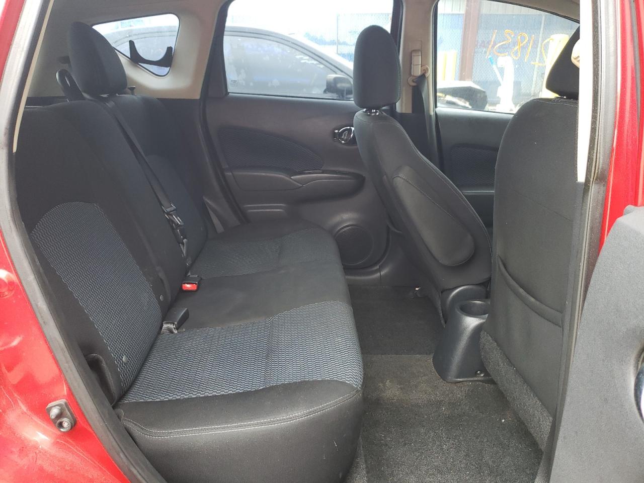Photo 6 from auction – 2015 NISSAN VERSA NOTE with VIN 3N1CE2CP2FL403740