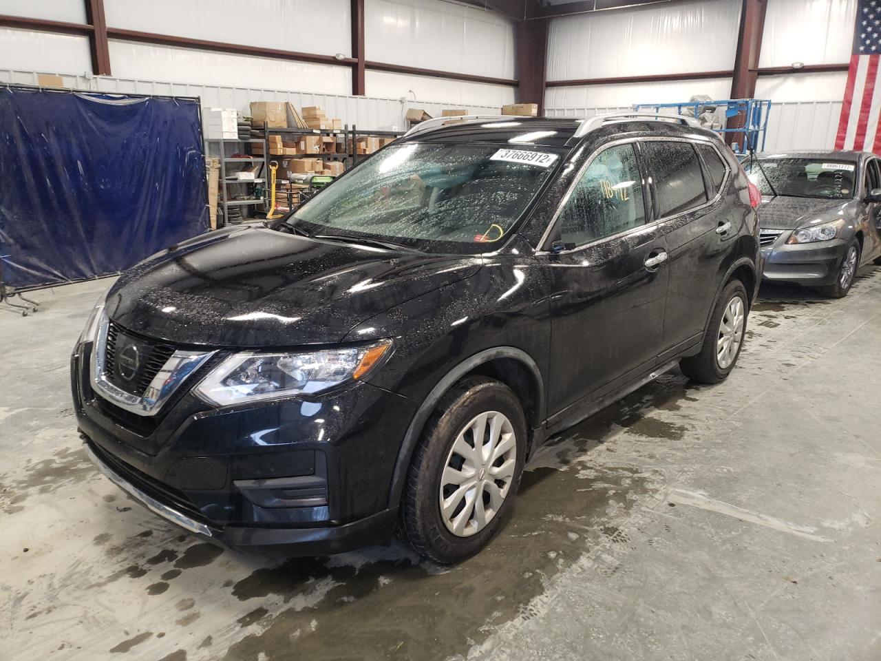 Photo 2 from auction – 2017 NISSAN ROGUE S with VIN JN8AT2MTXHW401094
