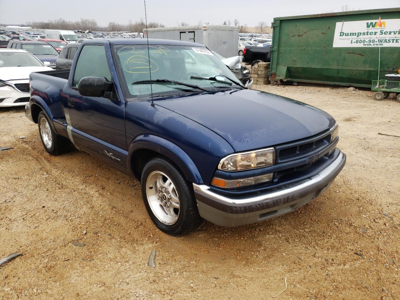 CHEVROLET S10 2002 with VIN 1GCCS14W428129388 - Photo from auction