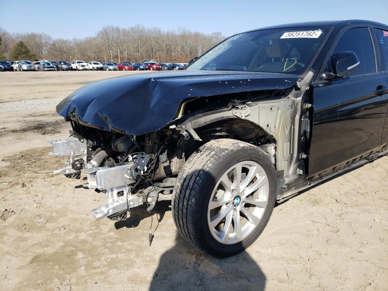 Photo 9 from auction – 2016 BMW 320 I with VIN WBA8E1G58GNT36517