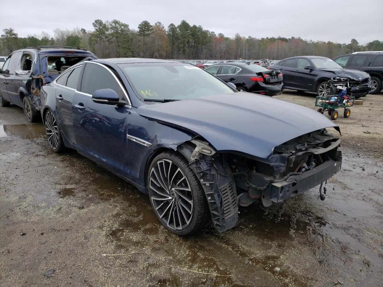 Фото 1 с аукциона – 2012 JAGUAR XJ с VIN SAJXA1CBXCLV36666