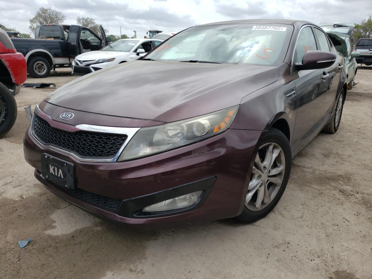 Photo 2 from auction – 2012 KIA OPTIMA LX with VIN 5XXGM4A71CG020251
