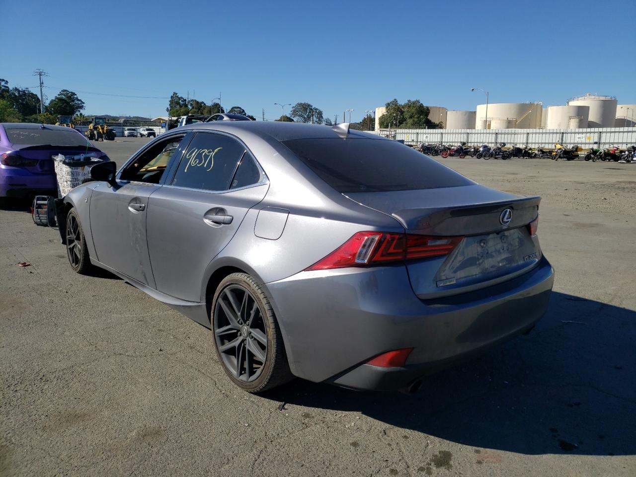 Photo 3 from auction – 2016 LEXUS IS 200T with VIN JTHBA1D22G5038090
