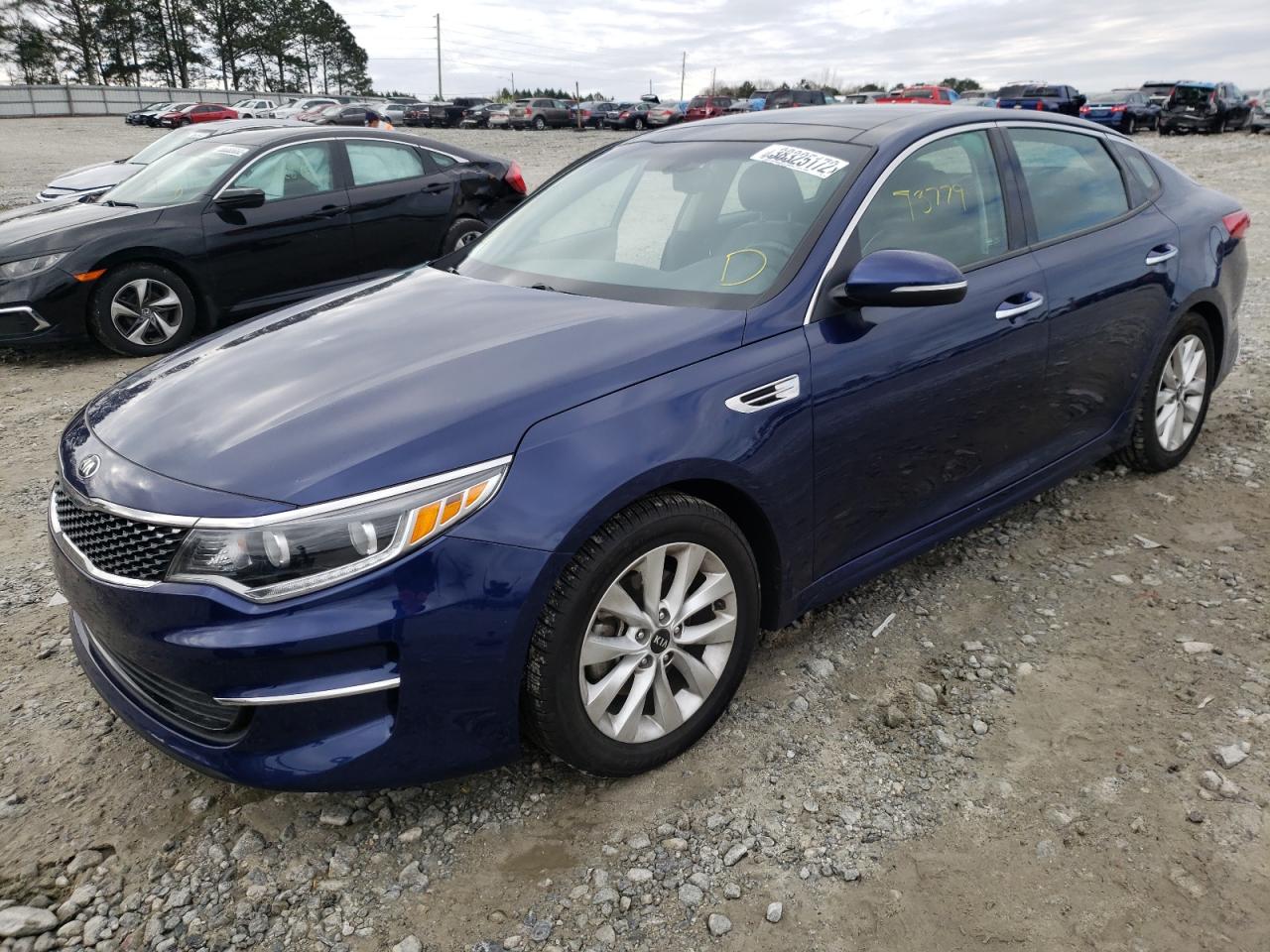 Photo 2 from auction – 2016 KIA OPTIMA EX with VIN 5XXGU4L36GG011447