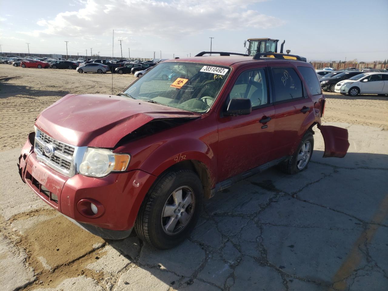Photo 2 from auction – 2011 FORD ESCAPE XLT with VIN 1FMCU0D78BKC04847
