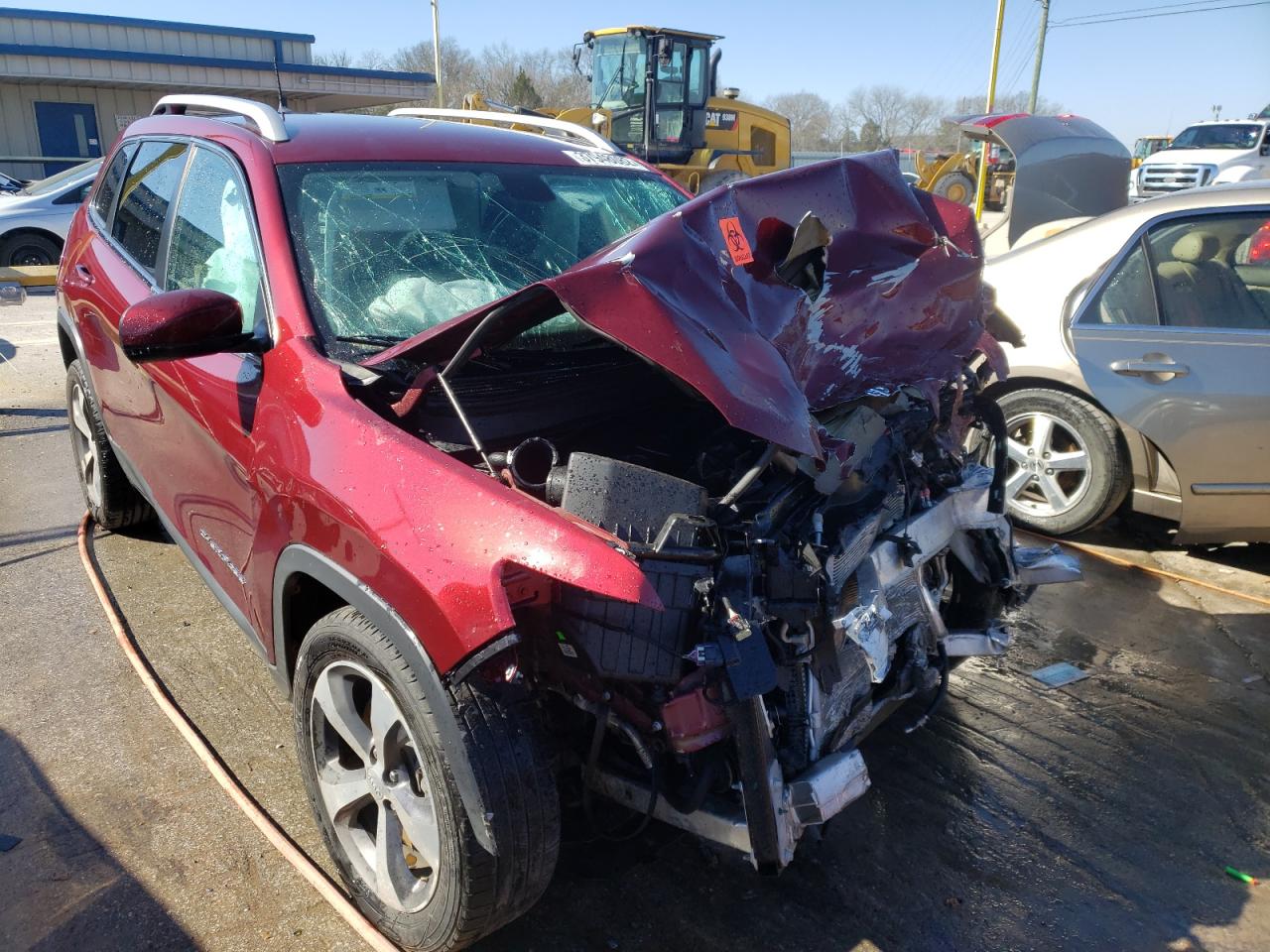 JEEP CHEROKEE L 2019 with VIN 1C4PJLDB4KD269591 - Photo from auction