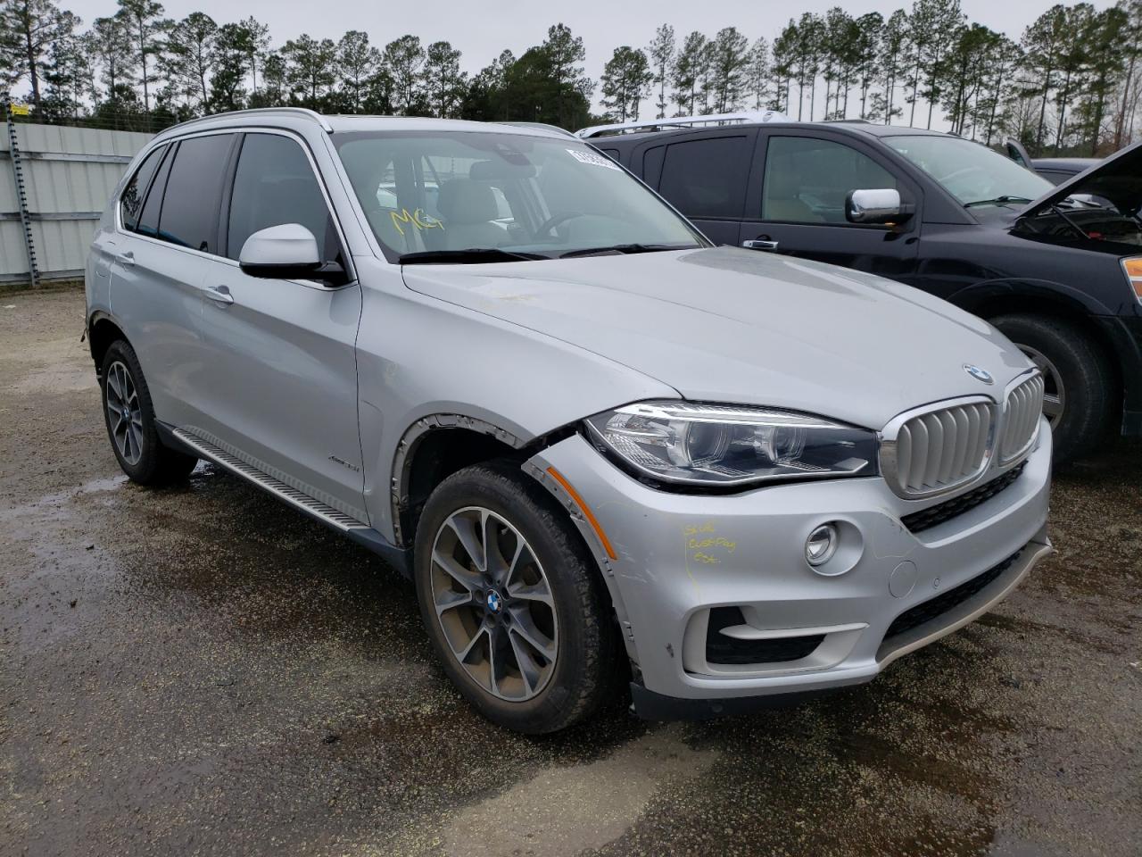 BMW X5 XDRIVE3 2016 with VIN 5UXKR0C58G0P34285 - Photo from auction