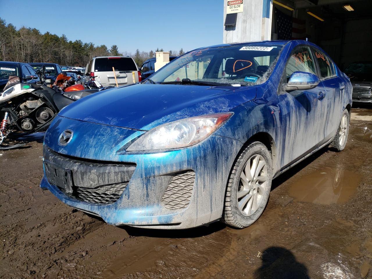 Photo 2 from auction – 2012 MAZDA 3 I with VIN JM1BL1V82C1591516