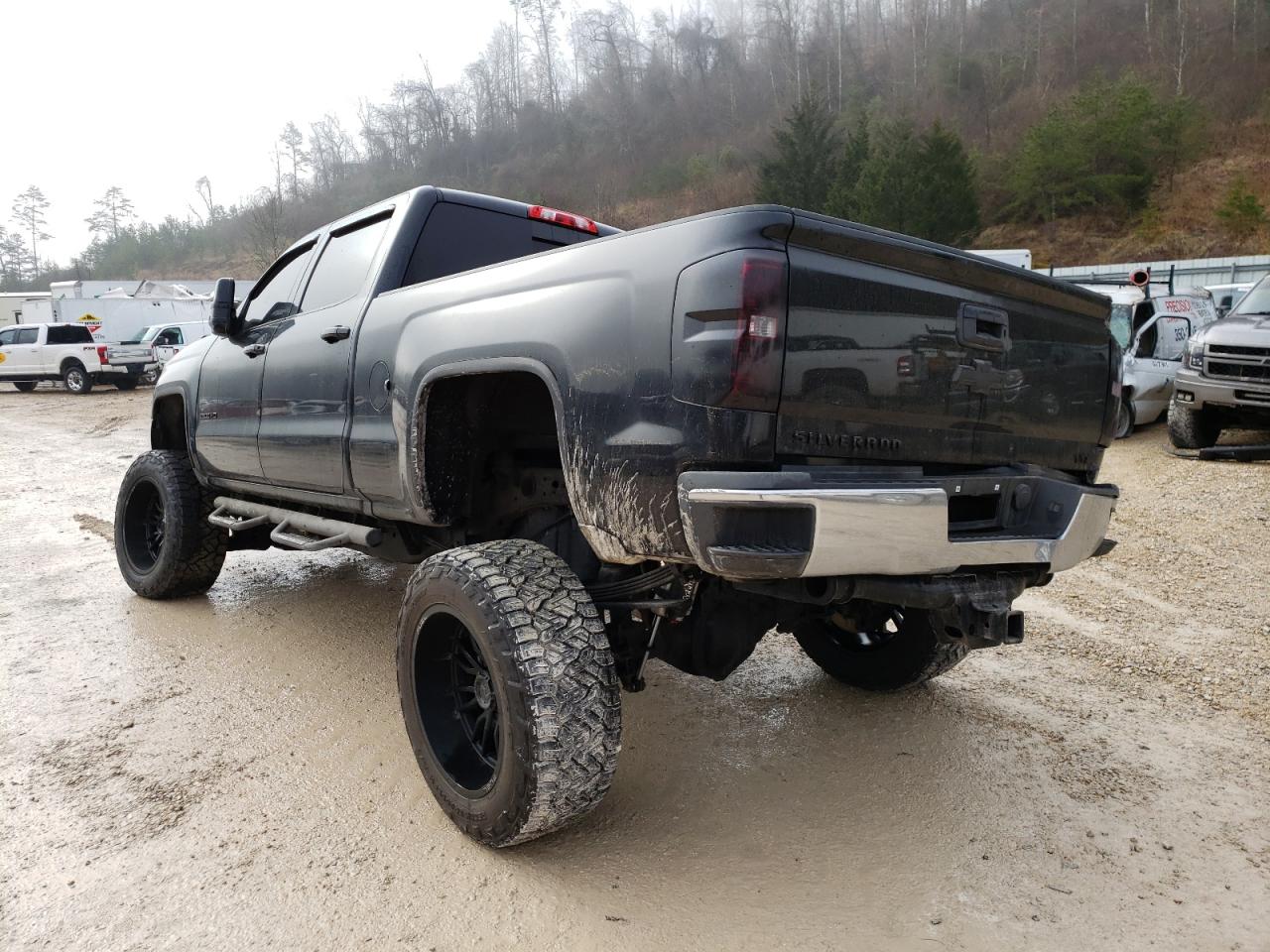 Photo 3 from auction – 2016 CHEVROLET SILVERADO with VIN 1GC1KWE86GF218550