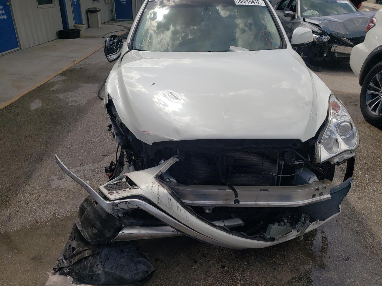 Photo 7 from auction – 2017 INFINITI QX50 with VIN JN1BJ0RP5HM390218