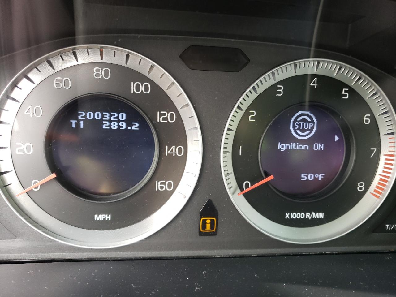 Photo 8 from auction – 2010 VOLVO XC60 T6 with VIN YV4992DZ8A2030481