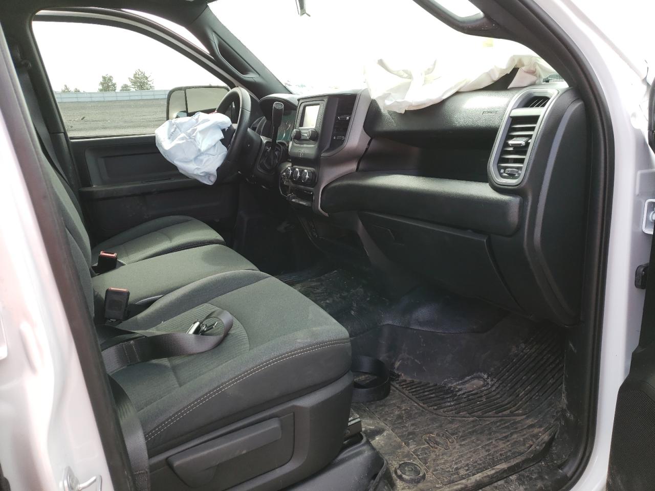 Photo 5 from auction – 2022 RAM 2500 TRADE with VIN 3C6UR5HL3NG161892