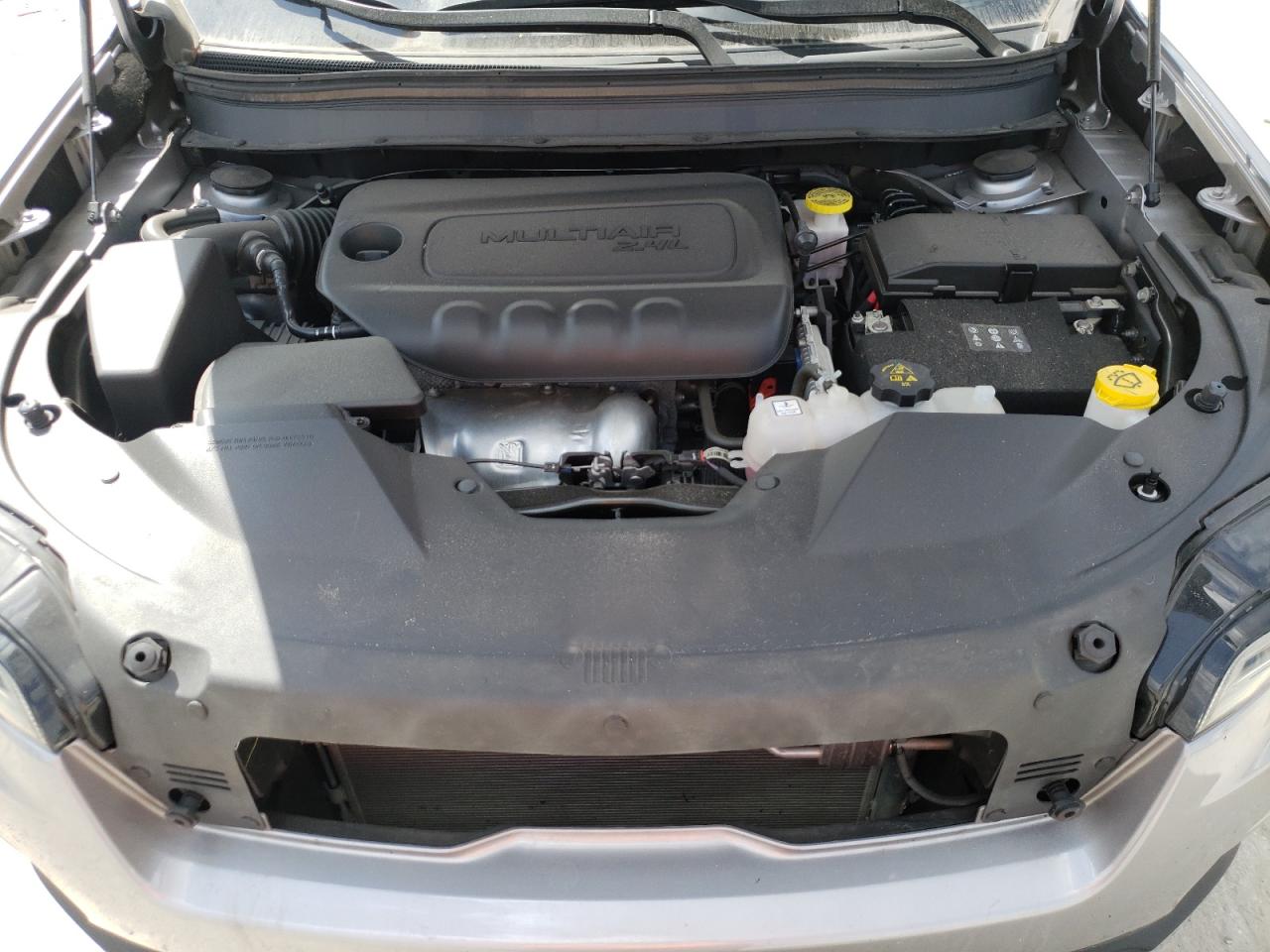 Photo 7 from auction – 2020 JEEP CHEROKEE L with VIN 1C4PJLCB1LD556471