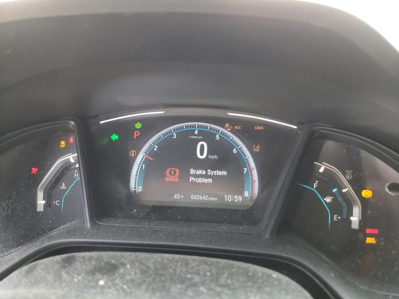 Photo 8 from auction – 2019 HONDA CIVIC LX with VIN 2HGFC2F62KH563138
