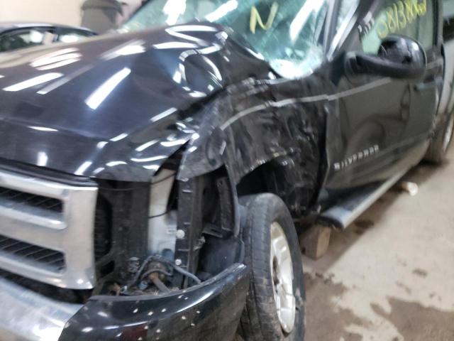 Photo 9 from auction – 2011 CHEVROLET SILVERADO with VIN 1GCRKSE36BZ109853