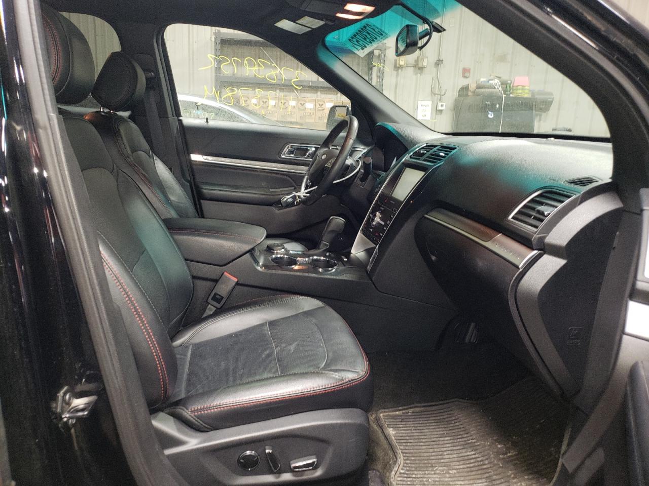 Photo 5 from auction – 2016 FORD EXPLORER S with VIN 1FM5K8GT9GGB50457