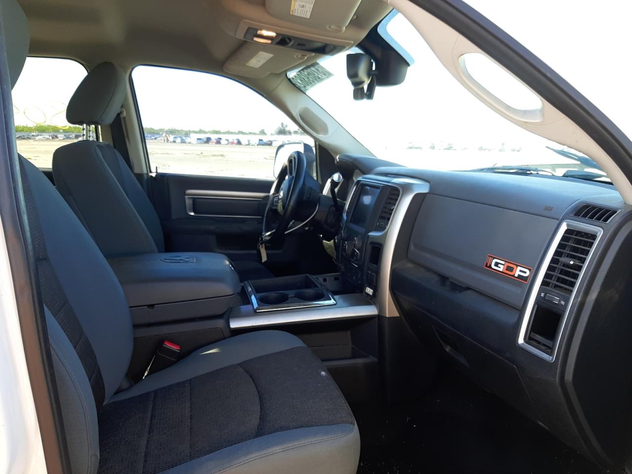 Photo 5 from auction – 2013 RAM 2500 SLT with VIN 3C6UR5DL8DG549978