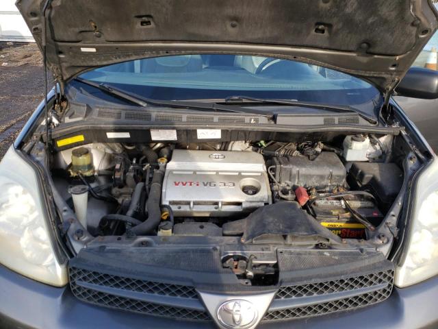 Photo 7 from auction – 2004 TOYOTA SIENNA LE with VIN 5TDBA23C54S018147