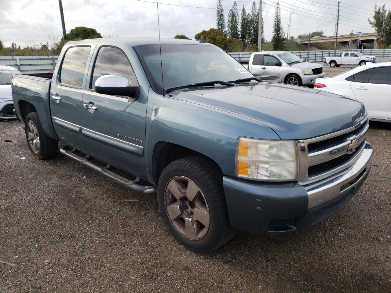 CHEVROLET SILVERADO 2011 z numerem VIN 3GCPCSE07BG181350 - Zdjęcie z aukcji
