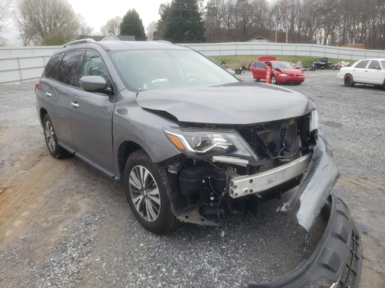 NISSAN PATHFINDER 2017 with VIN 5N1DR2MM4HC665084 - Photo from auction