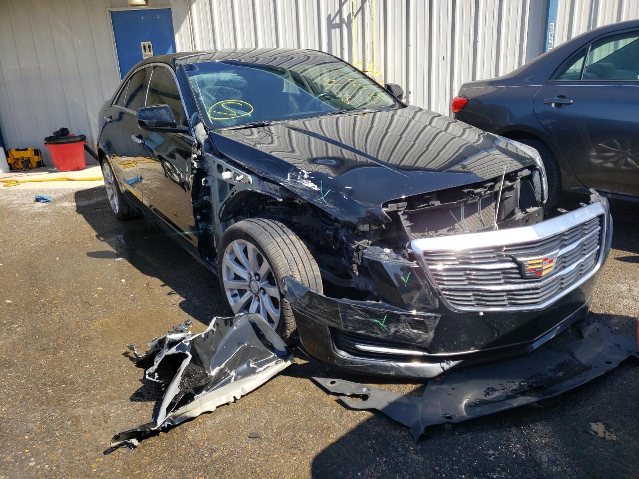CADILLAC ATS 2018 with VIN 1G6AA5RX5J0173323 - Photo from auction