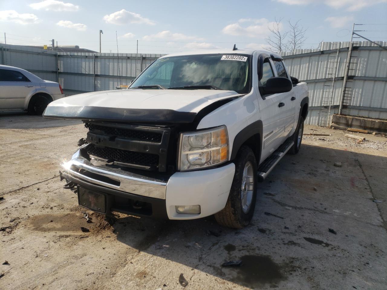 Photo 2 from auction – 2010 CHEVROLET 1500 with VIN 3GCRKSE39AG169544