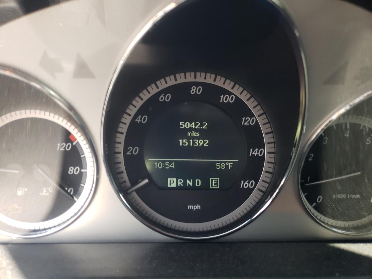 Photo 8 from auction – 2011 MERCEDES-BENZ C 300 4MAT with VIN WDDGF8BB4BF538863