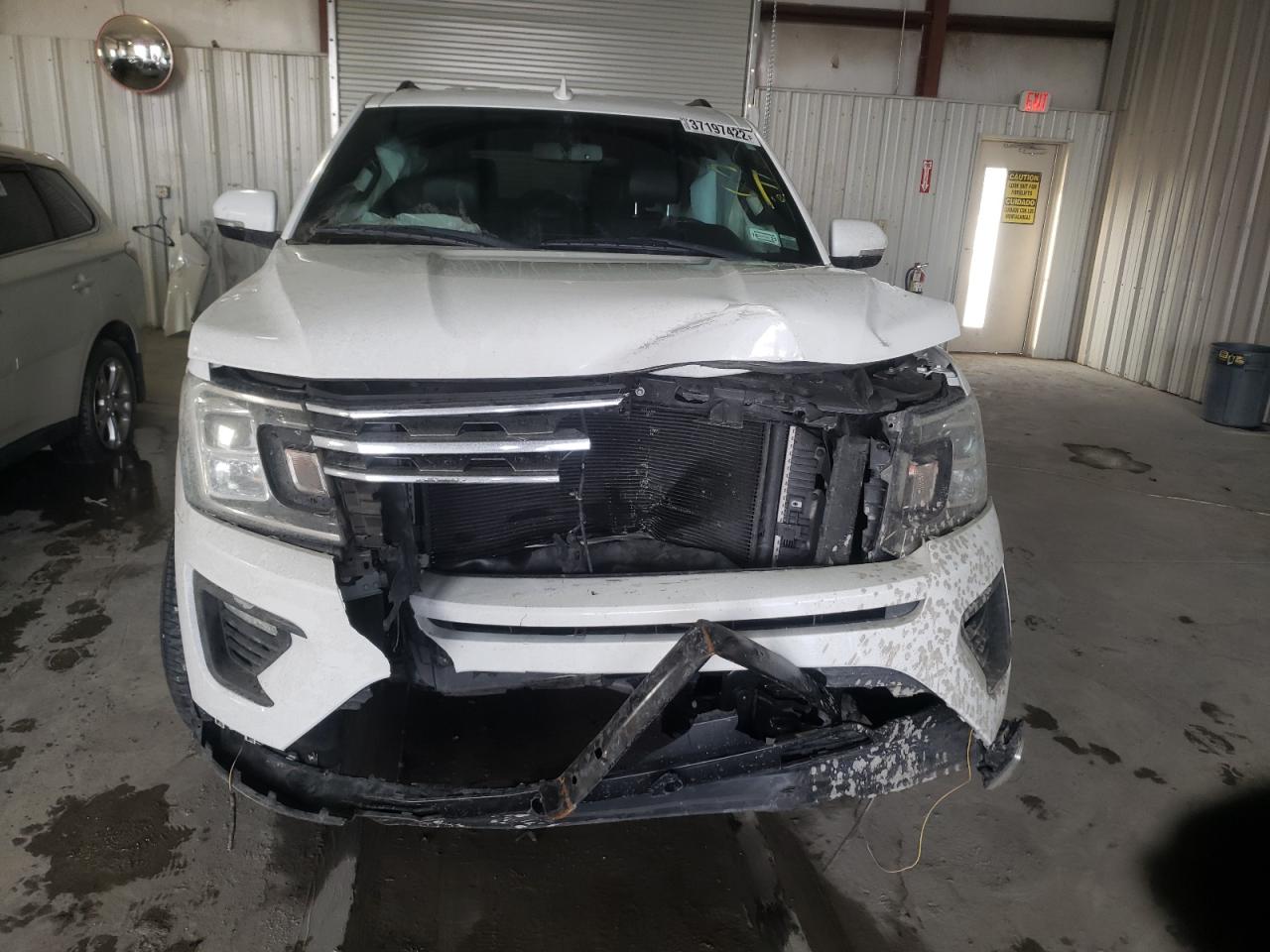 Photo 9 from auction – 2018 FORD EXPEDITION with VIN 1FMJK1JT6JEA11680