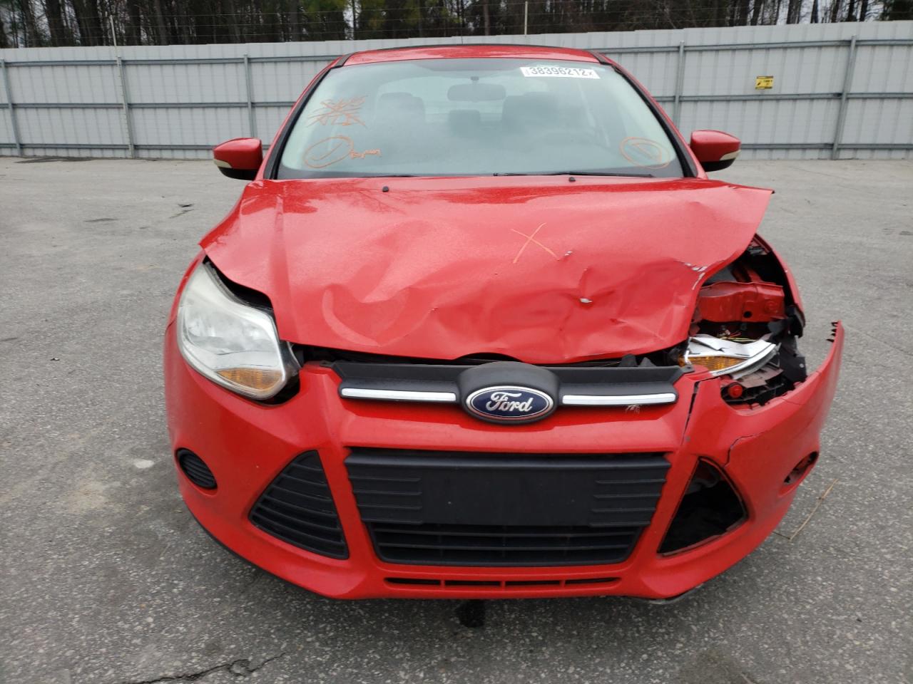Photo 9 from auction – 2014 FORD FOCUS SE with VIN 1FADP3F22EL457590