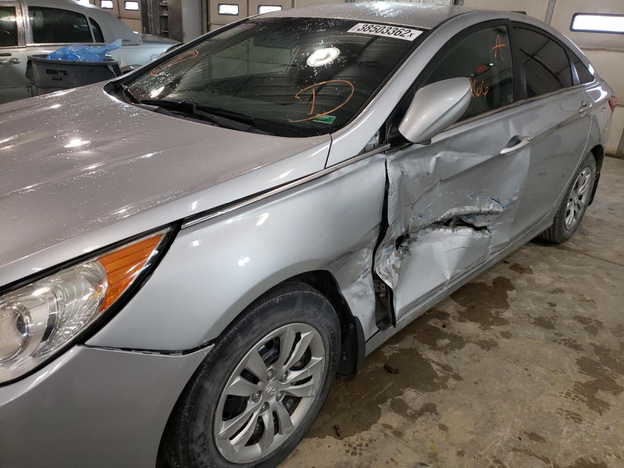 Photo 9 from auction – 2011 HYUNDAI SONATA GLS with VIN 5NPEB4AC7BH153917
