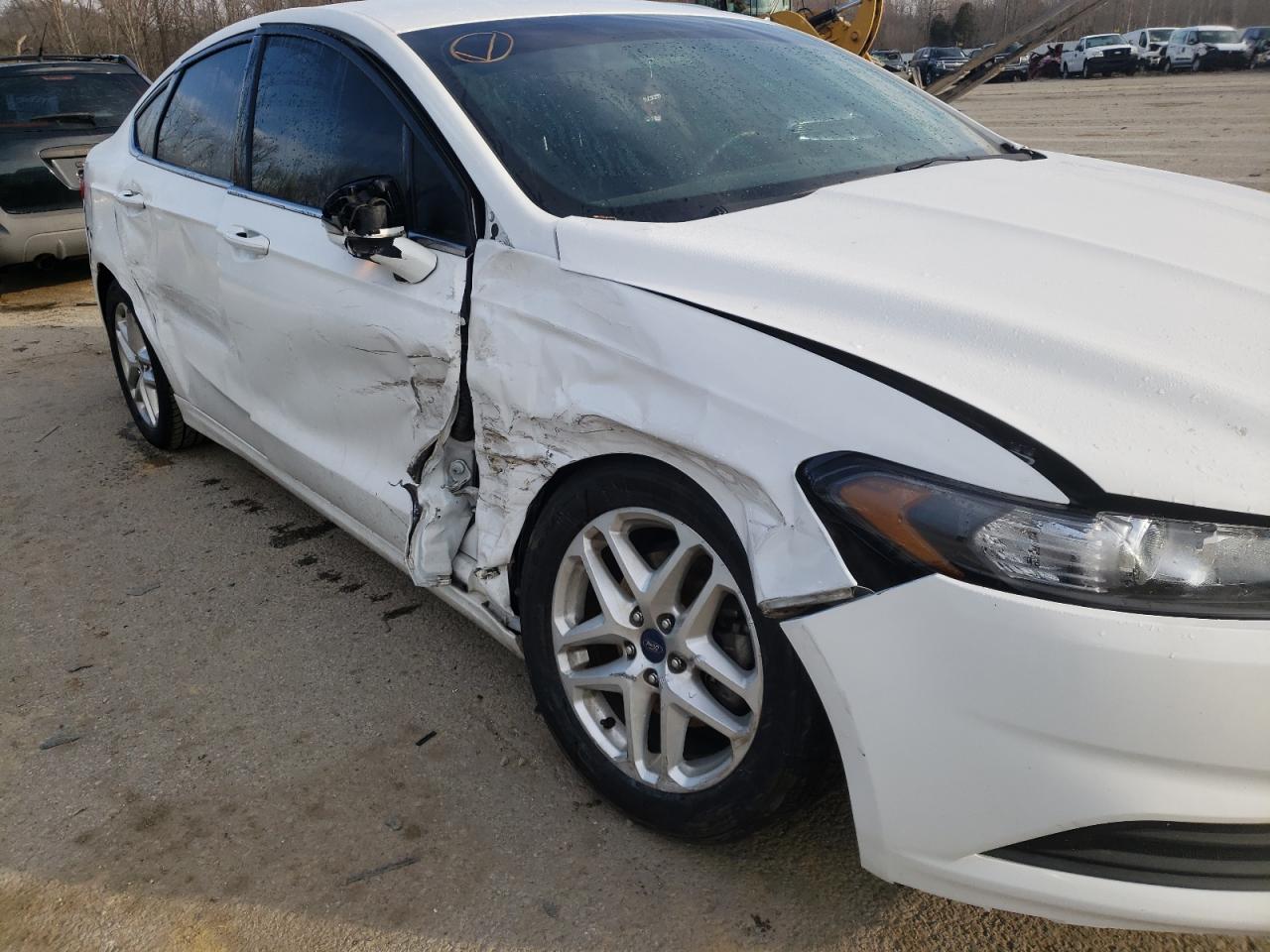 Photo 9 from auction – 2016 FORD FUSION SE with VIN 3FA6P0H72GR175423