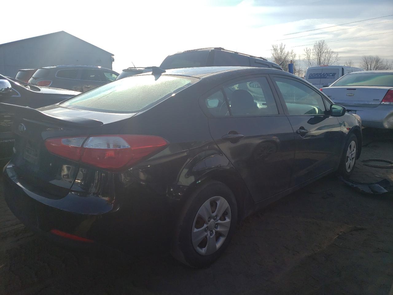 Photo 4 from auction – 2015 KIA FORTE LX with VIN KNAFK4A68F5433170