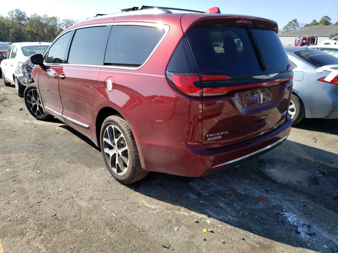 Photo 3 from auction – 2021 CHRYSLER PACIFICA L with VIN 2C4RC3GG1MR600055