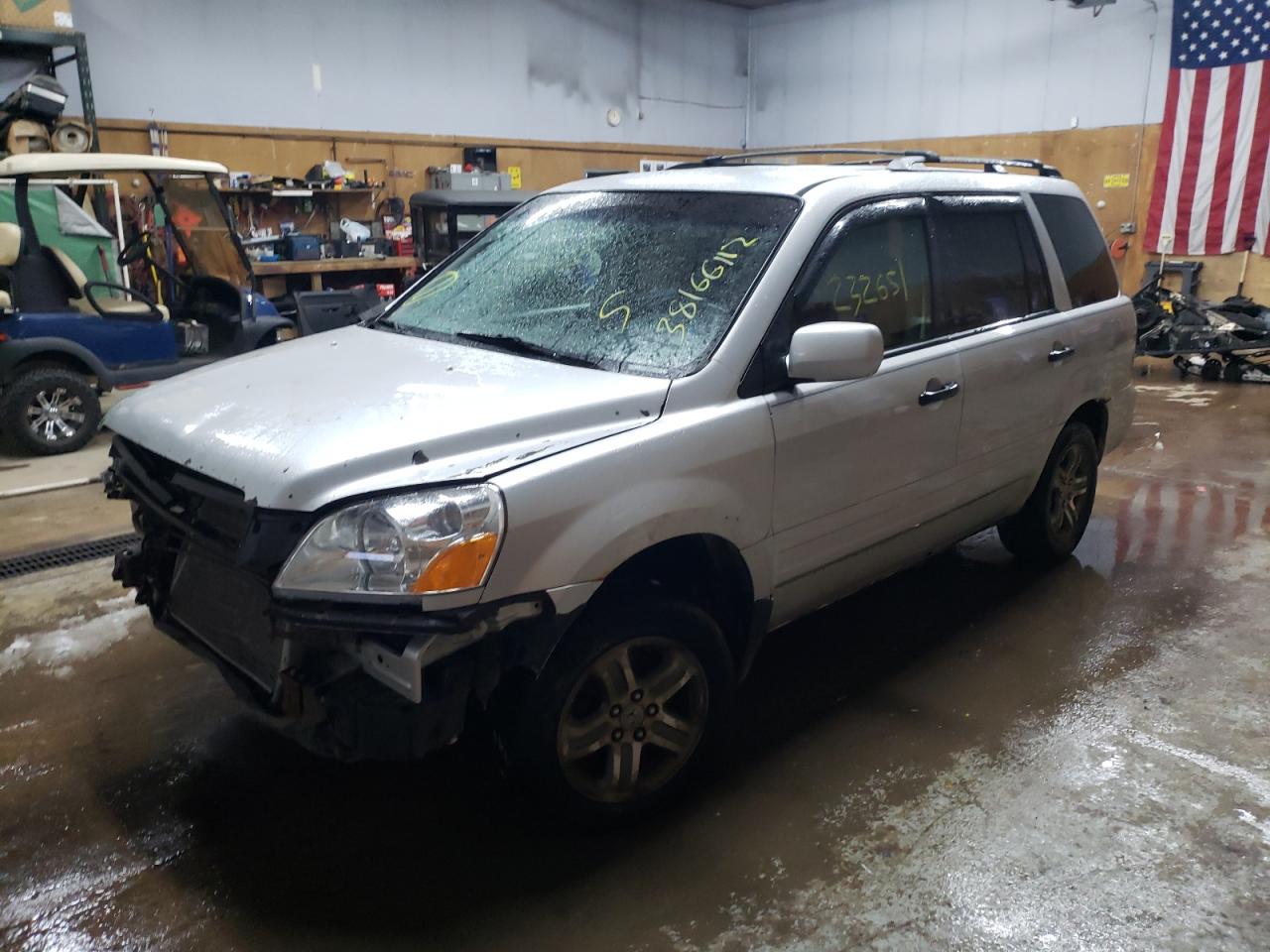 Photo 2 from auction – 2003 HONDA PILOT EXL with VIN 2HKYF18593H535889