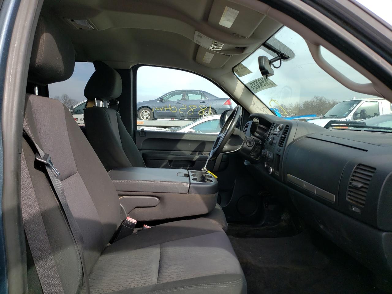 Photo 5 from auction – 2010 CHEVROLET SILVERADO with VIN 1GCSKSE31AZ283863