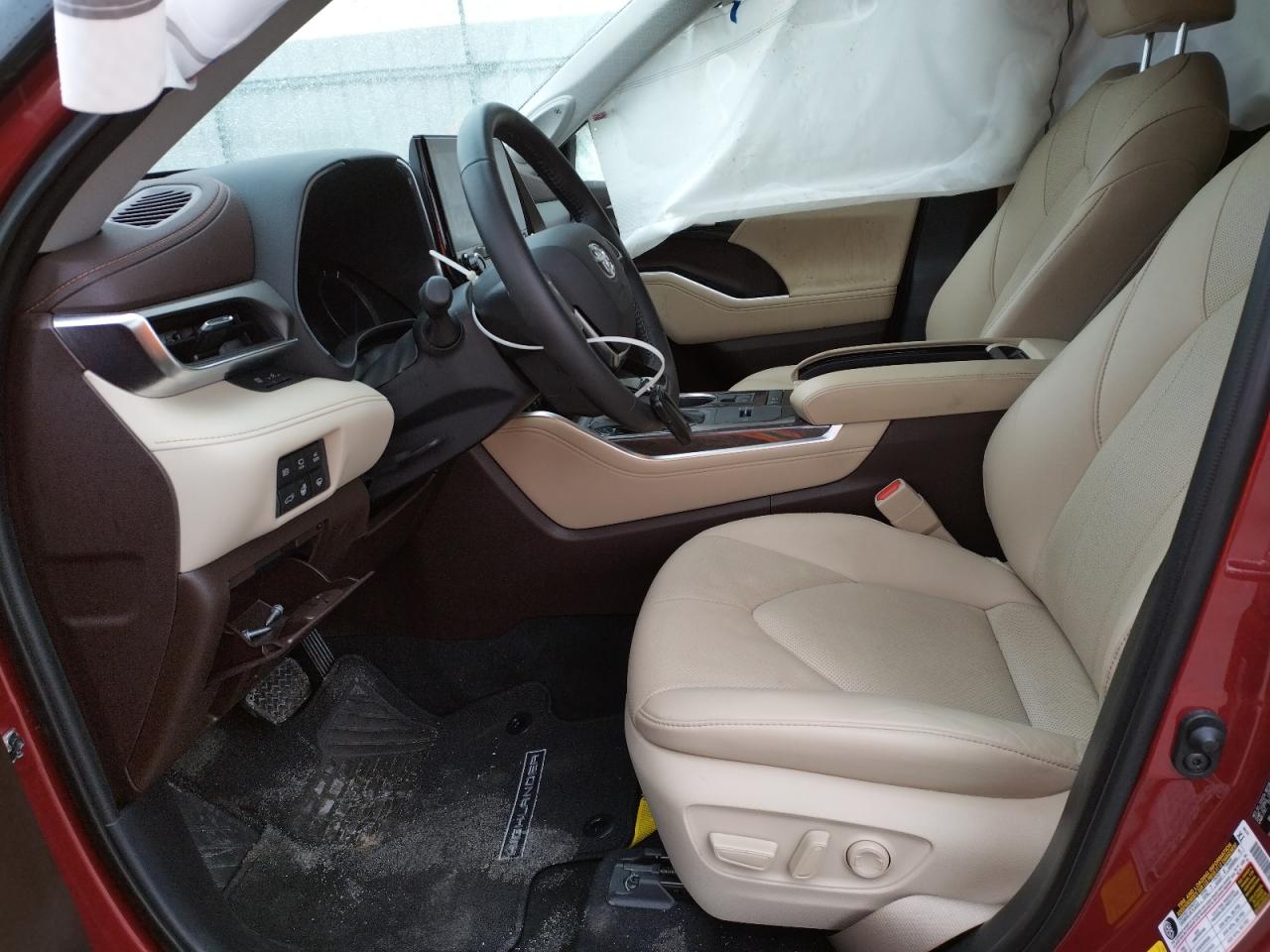 Photo 5 from auction – 2021 TOYOTA HIGHLANDER with VIN 5TDYARAHXMS009400