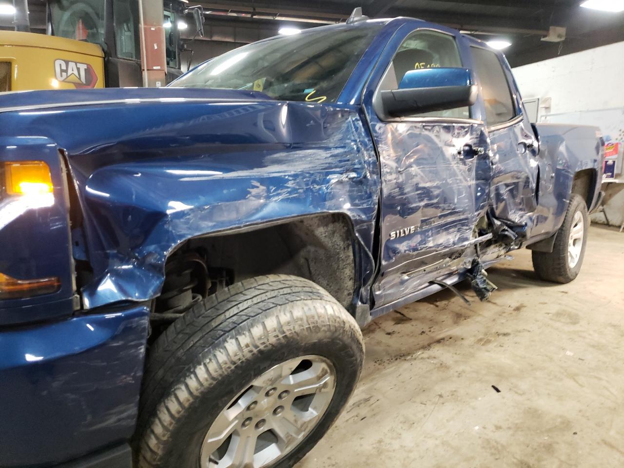 Photo 9 from auction – 2017 CHEVROLET SILVERADO with VIN 1GCVKREC7HZ273094