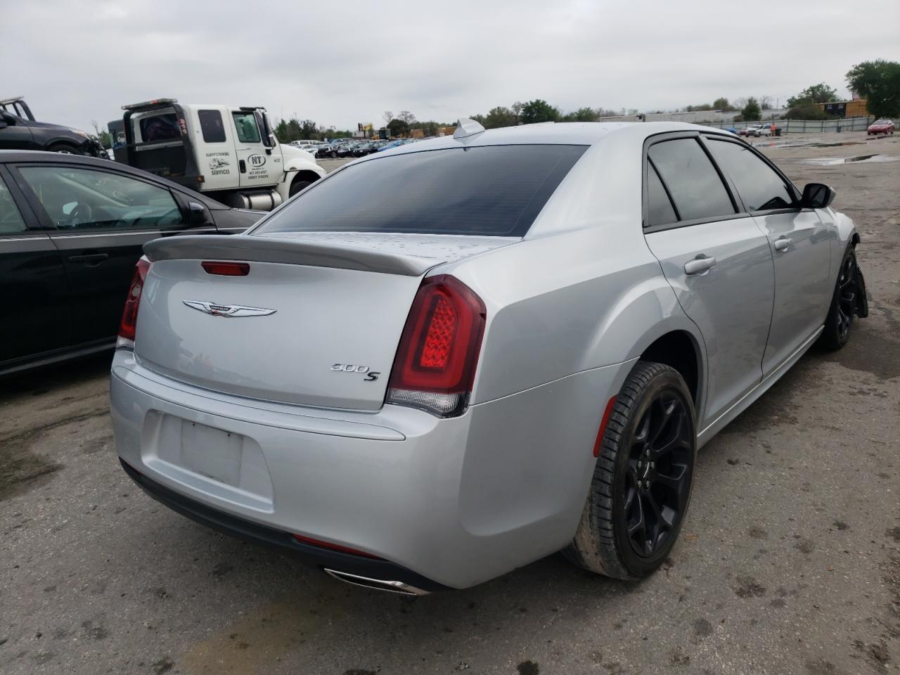 Photo 4 from auction – 2020 CHRYSLER 300 S with VIN 2C3CCABG9LH164310