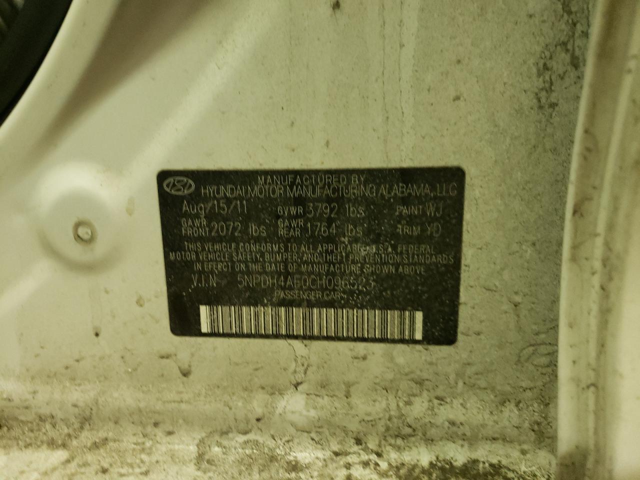 Photo 10 from auction – 2012 HYUNDAI ELANTRA GL with VIN 5NPDH4AE0CH096523