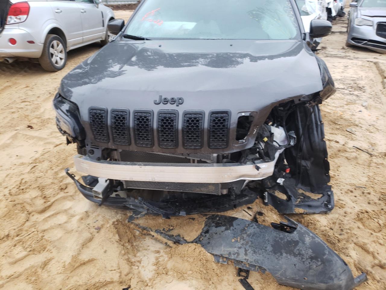 Photo 9 from auction – 2020 JEEP CHEROKEE L with VIN 1C4PJLLB3LD645460