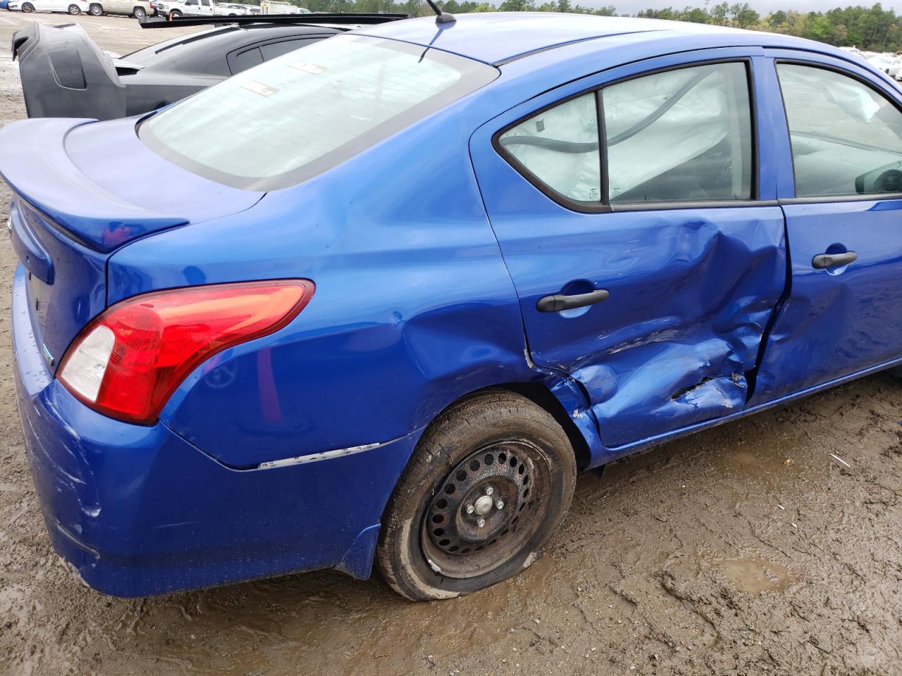 Photo 9 from auction – 2016 NISSAN VERSA S with VIN 3N1CN7AP1GL897848