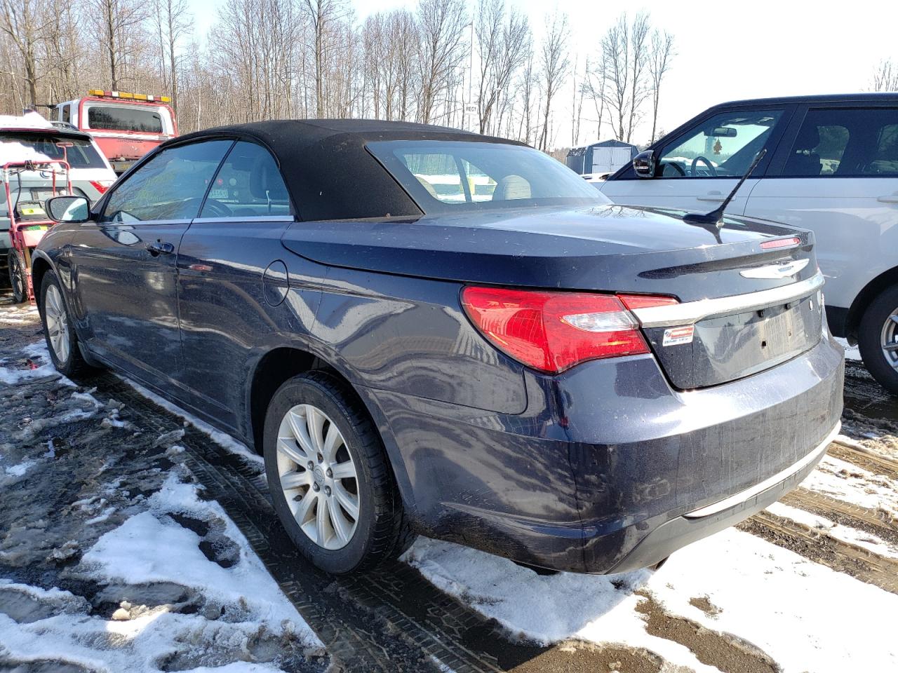 Photo 3 from auction – 2011 CHRYSLER 200 TOURIN with VIN 1C3BC2EG3BN580419