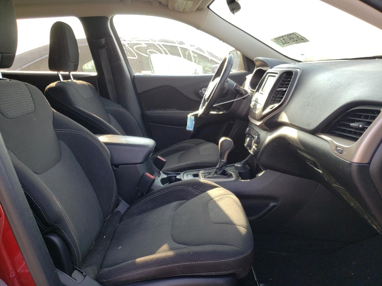 Photo 5 from auction – 2015 JEEP CHEROKEE L with VIN 1C4PJMCB3FW714615