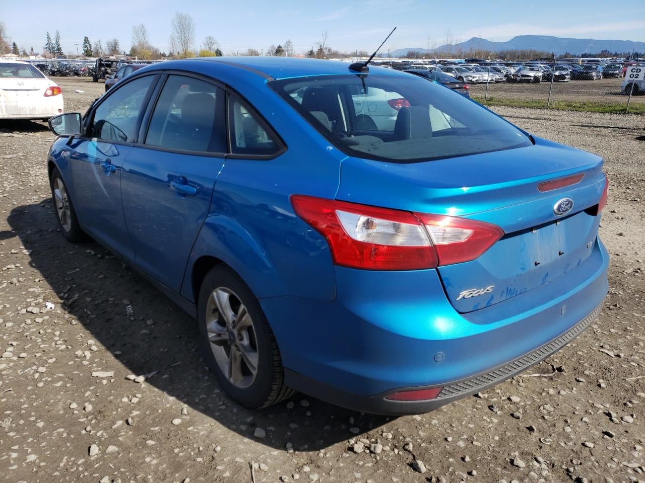Photo 3 from auction – 2014 FORD FOCUS SE with VIN 1FADP3F24EL382911