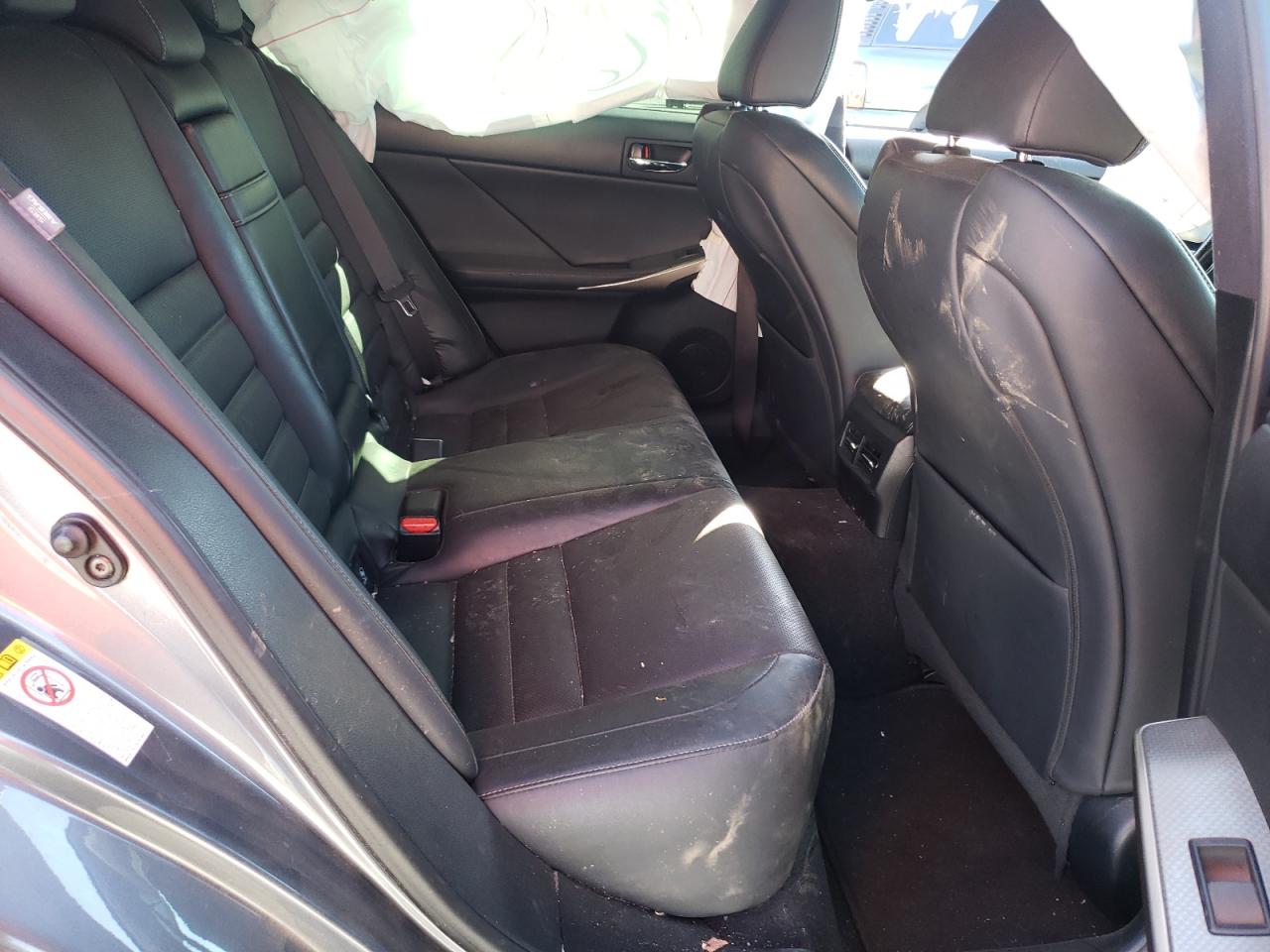 Photo 6 from auction – 2016 LEXUS IS 200T with VIN JTHBA1D22G5038090